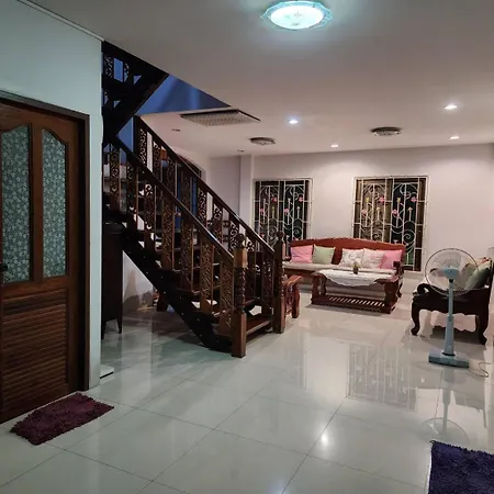 Loy Manee House-2